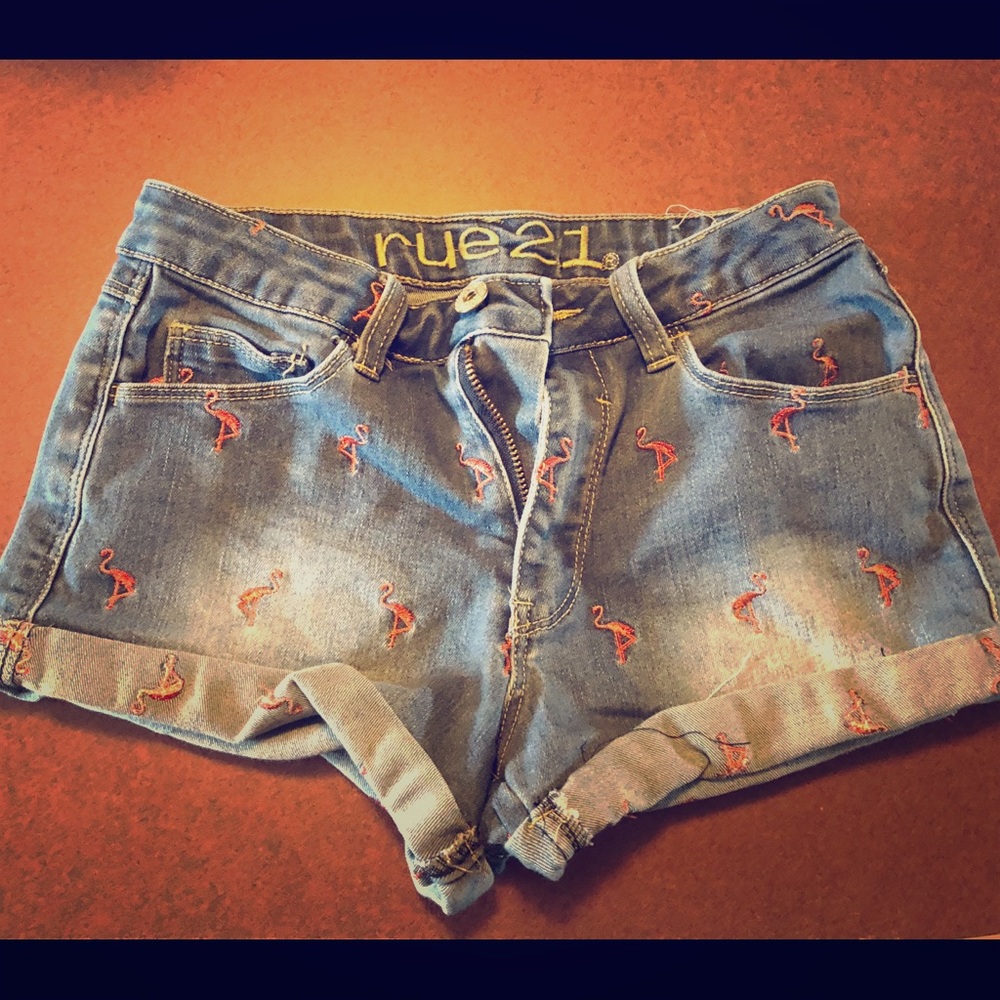 High waisted Flamingo print shorts!